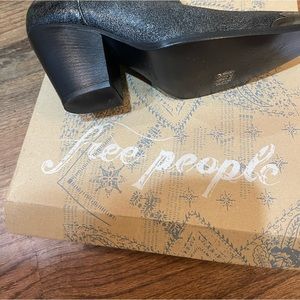 FREE PEOPLE DRESSY BLACK ZIPPER BOOTS sz 11 never worn brand new on box